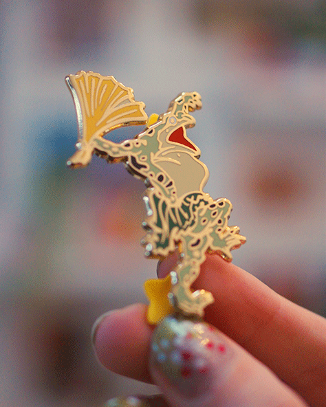 Dancing Frog – Animal Circus Enamel Pin