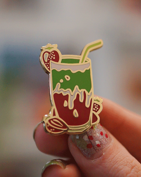 Strawberry Matcha Smoothie – Matcha Dessert Enamel Pin